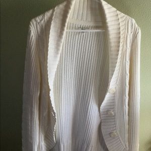 Bass cream sweater